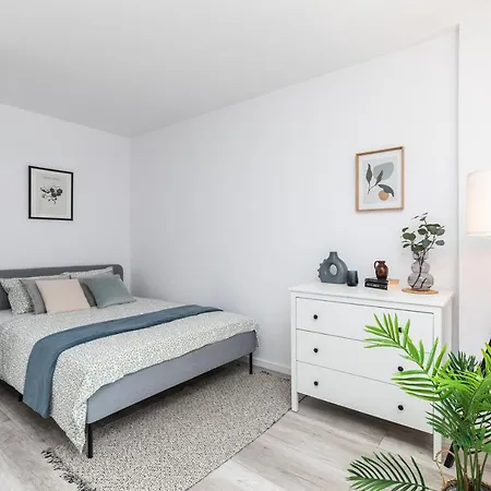 Appartement Superapart Jana Pawla Ii 18 - Blisko Hala Mirowska